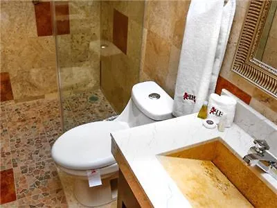 Hotel Leones Heroica Puebla de Zaragoza
